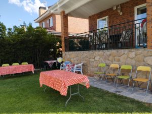 Cumpleaños-princesas-piscina-cuentacuentos-música-sierra Madrid