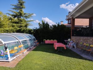Cumpleaños-princesas-piscina-cuentacuentos-música-Moralzarzal