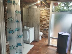 Macubi-instalaciones-piscina-baño